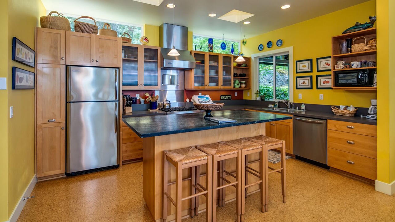 Photo of Others in Eastsound