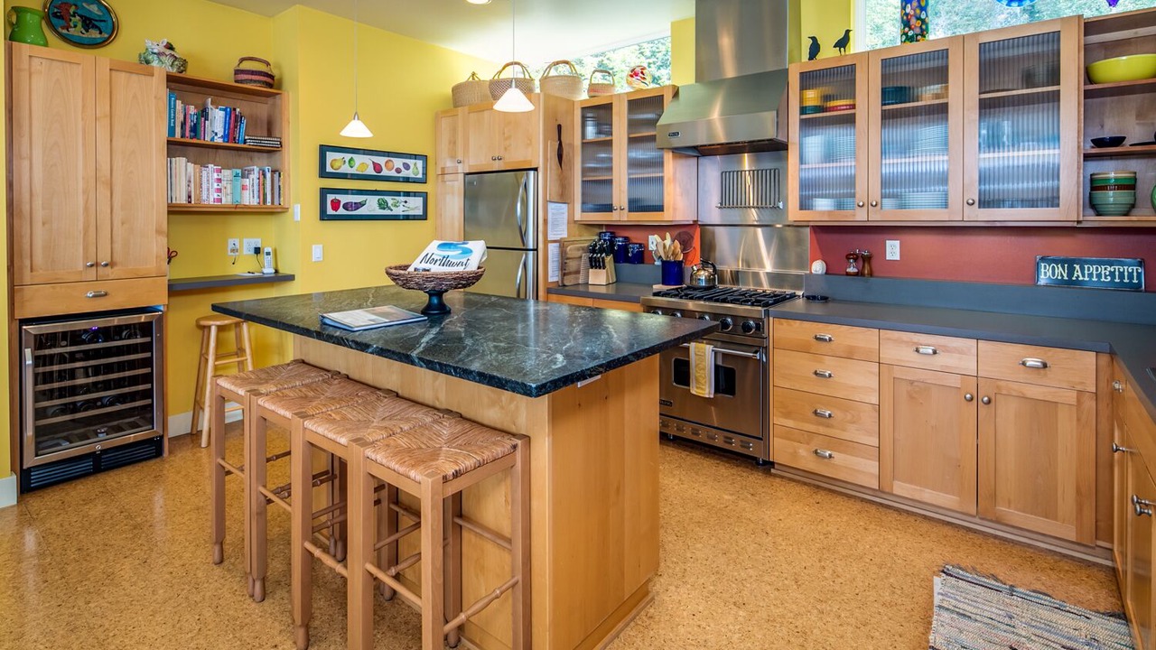 Photo of Others in Eastsound