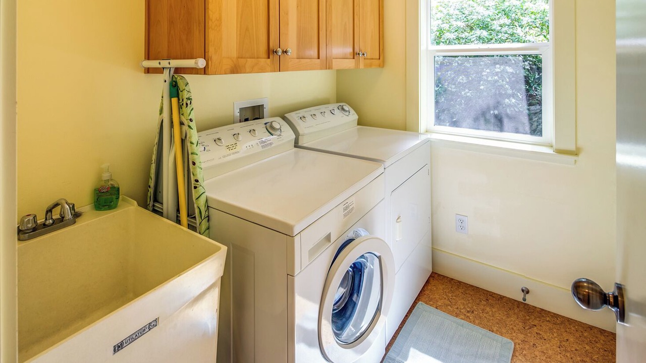 Photo of Others in Eastsound