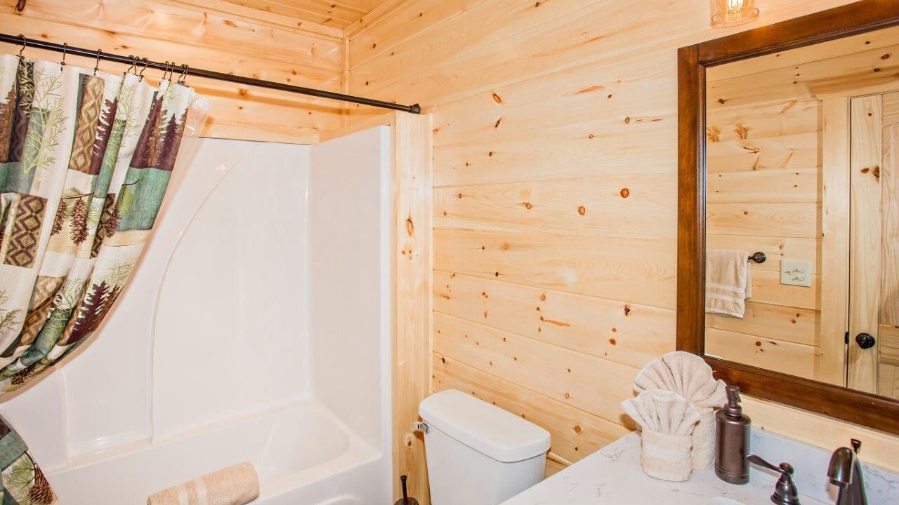Photo of Bathroom in Pigeon Forge
