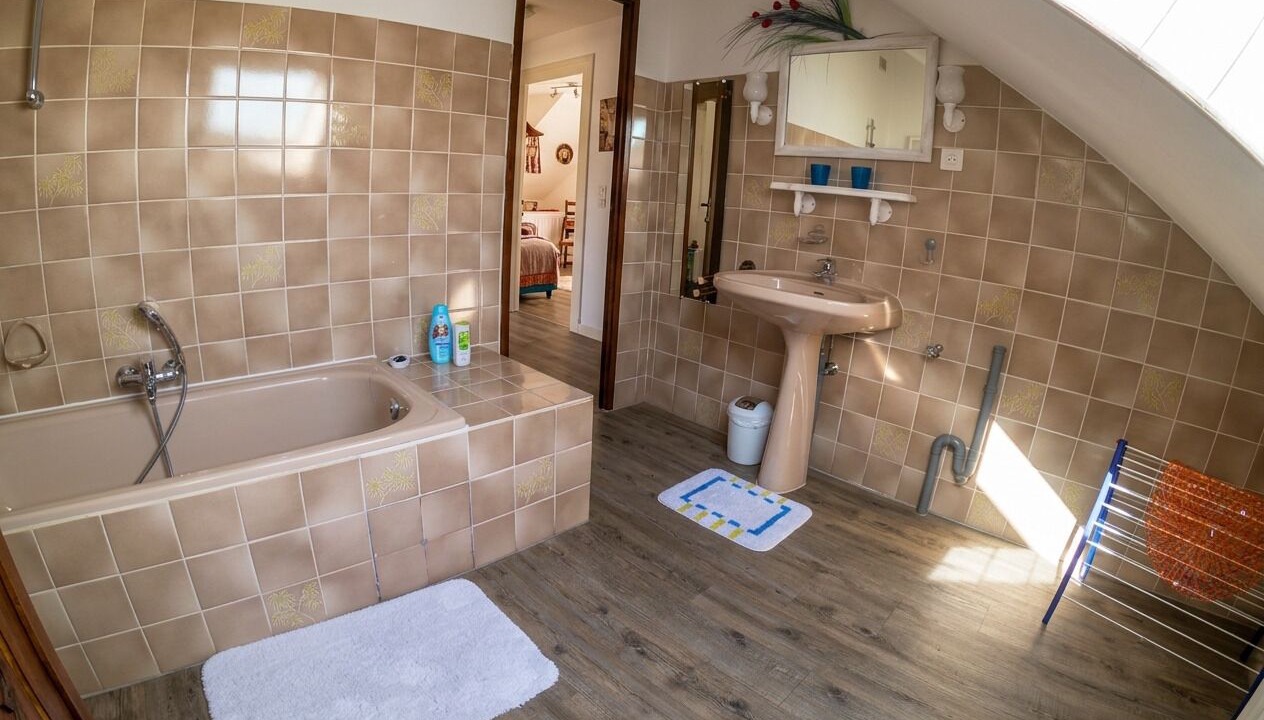 Photo of Bathroom in Saint Joseph/Mittelharth