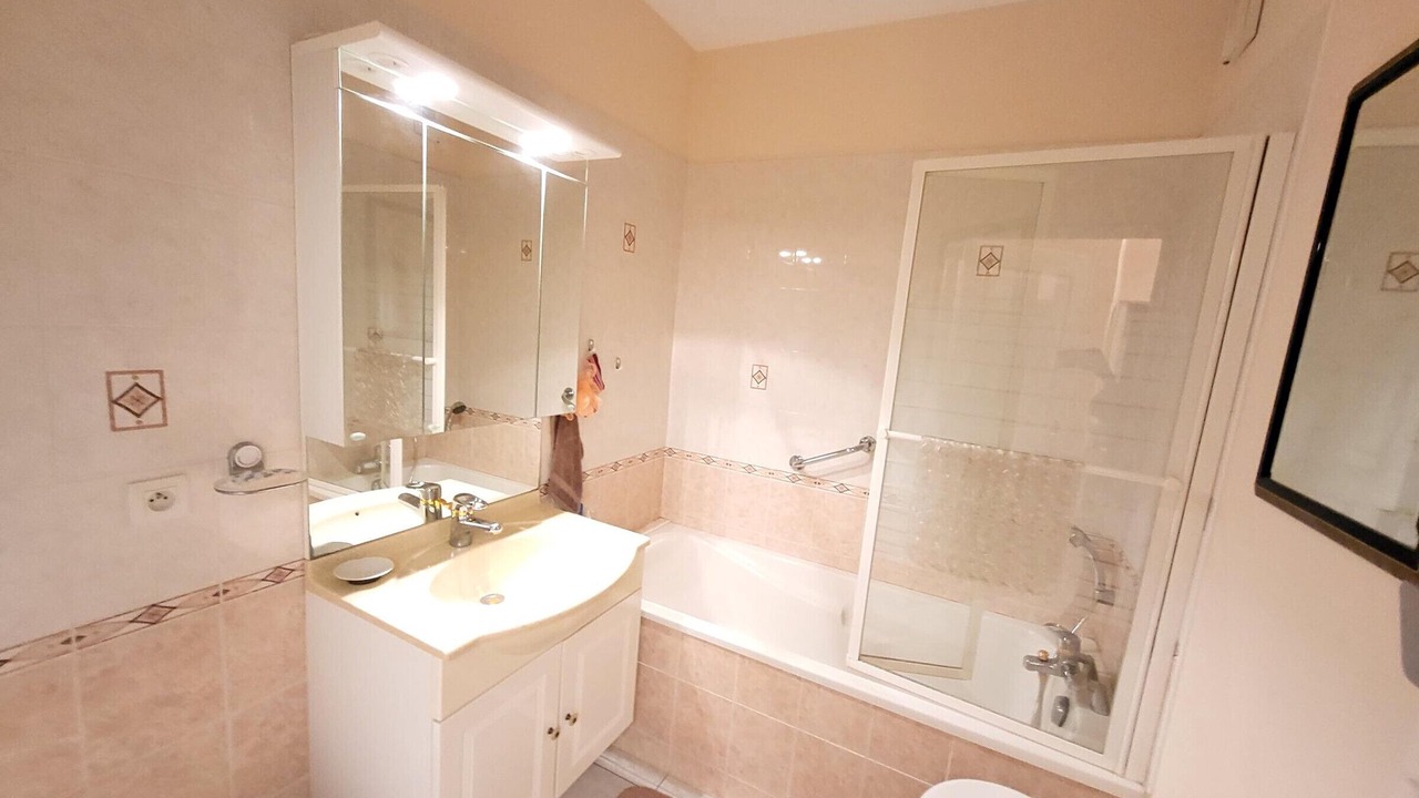 Photo of Bathroom in Les Sables d'Olonne