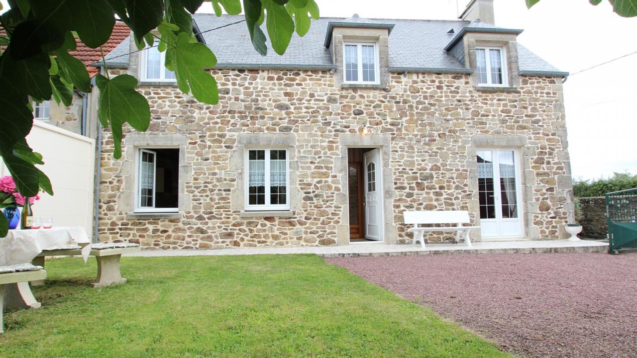 Photo of Patio Balcony in Teurtheville-Bocage