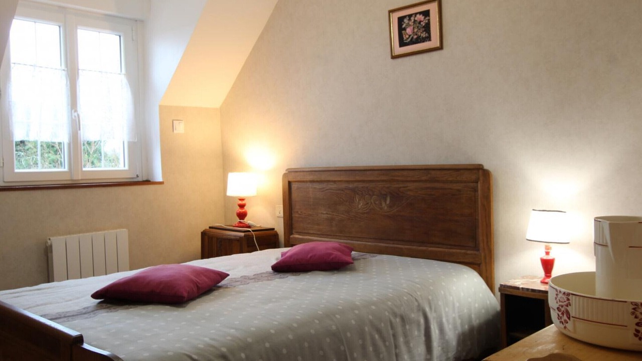 Photo of Bedroom in Teurtheville-Bocage