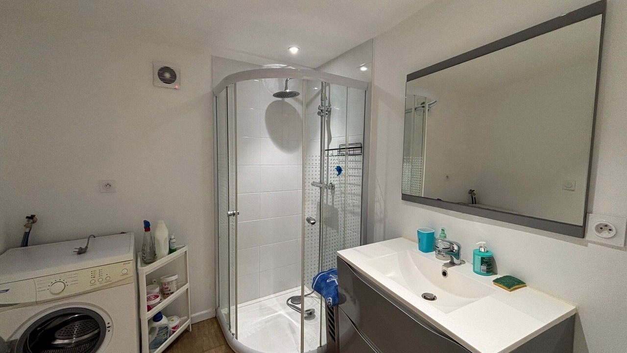 Photo of Bathroom in Les Sables d'Olonne