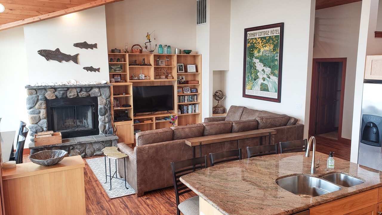 Photo of Others in Happy Camp Hideaway