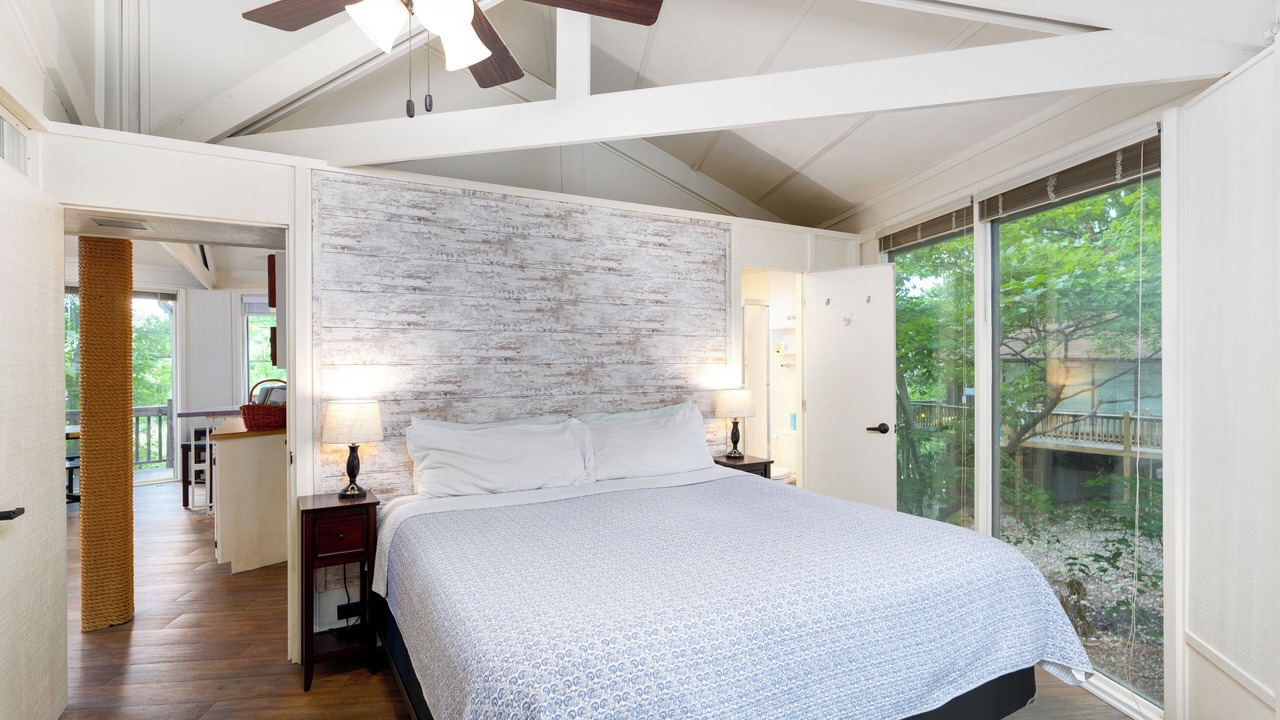 Photo of Bedroom in Village of Four Seasons