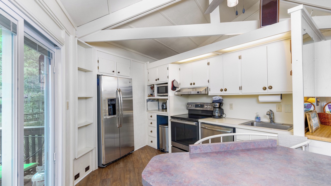 Photo of Kitchen in Village of Four Seasons