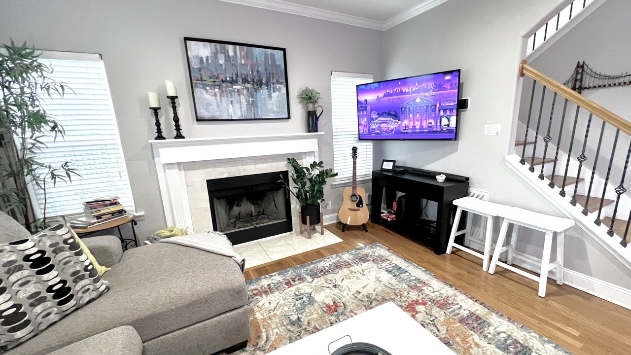 Photo of Livingroom in Historic Edgefield