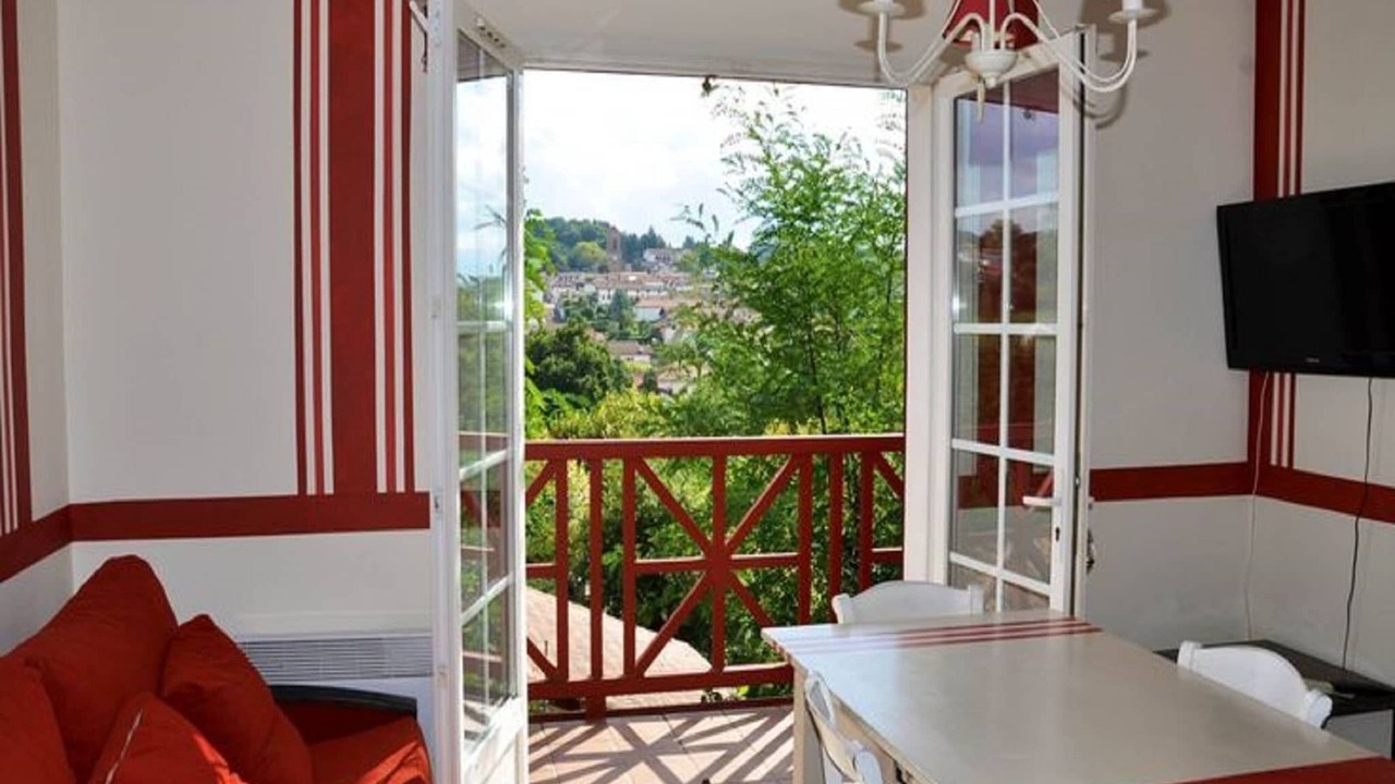 Photo of Livingroom in La Bastide-Clairence