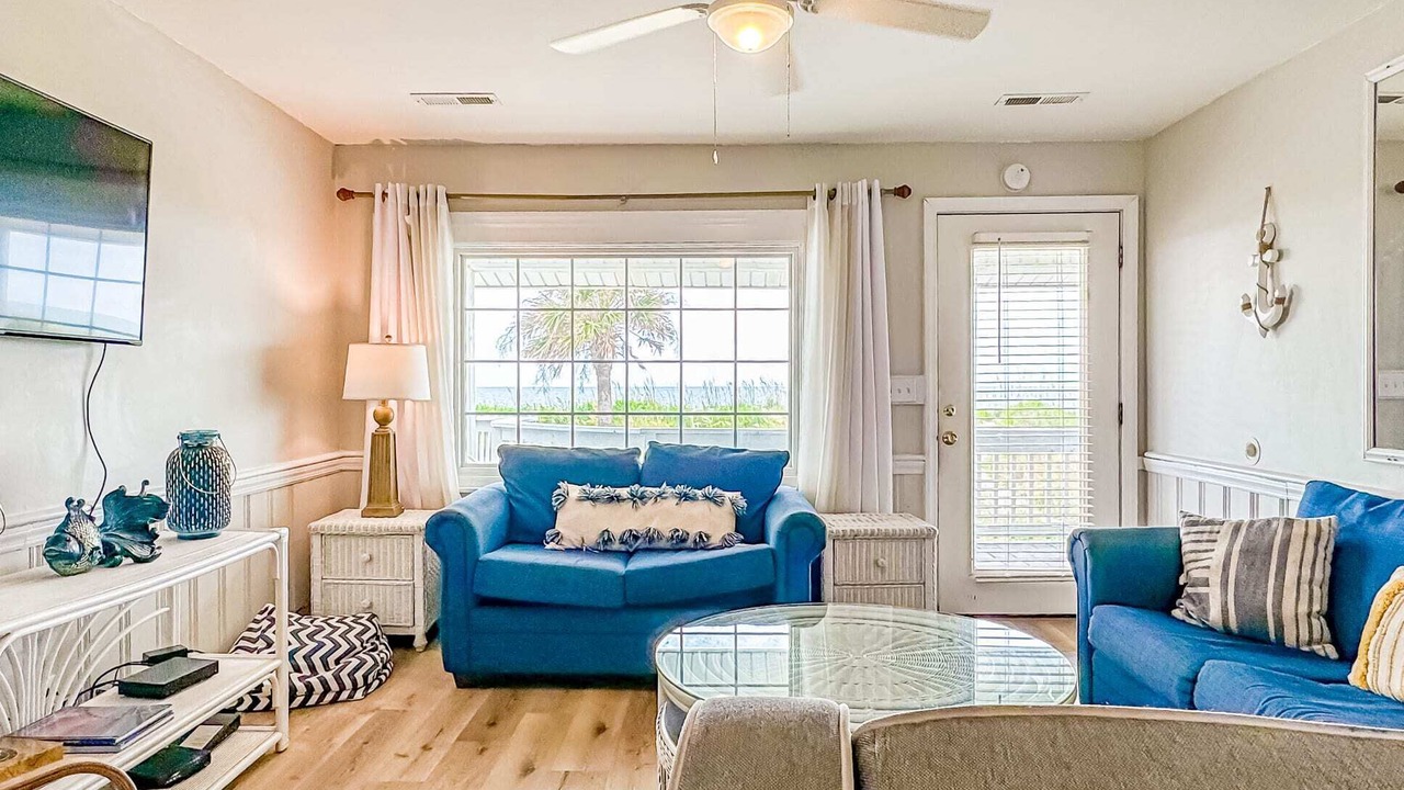 Photo of Livingroom in North Myrtle Beach