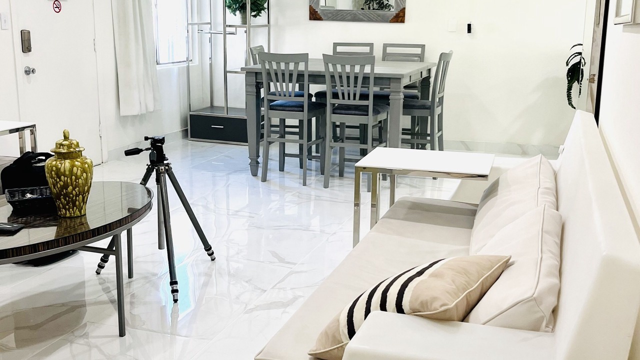 Photo of Livingroom in Beverly Green
