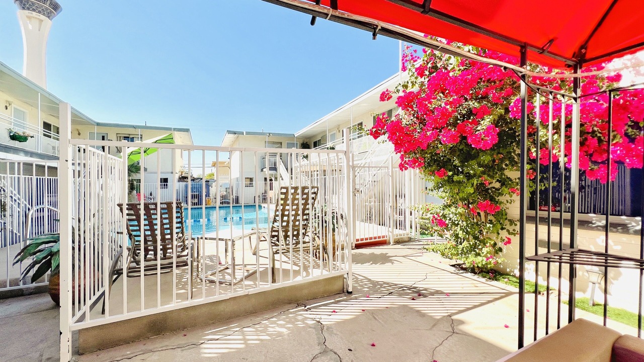 Photo of Patio Balcony in Beverly Green