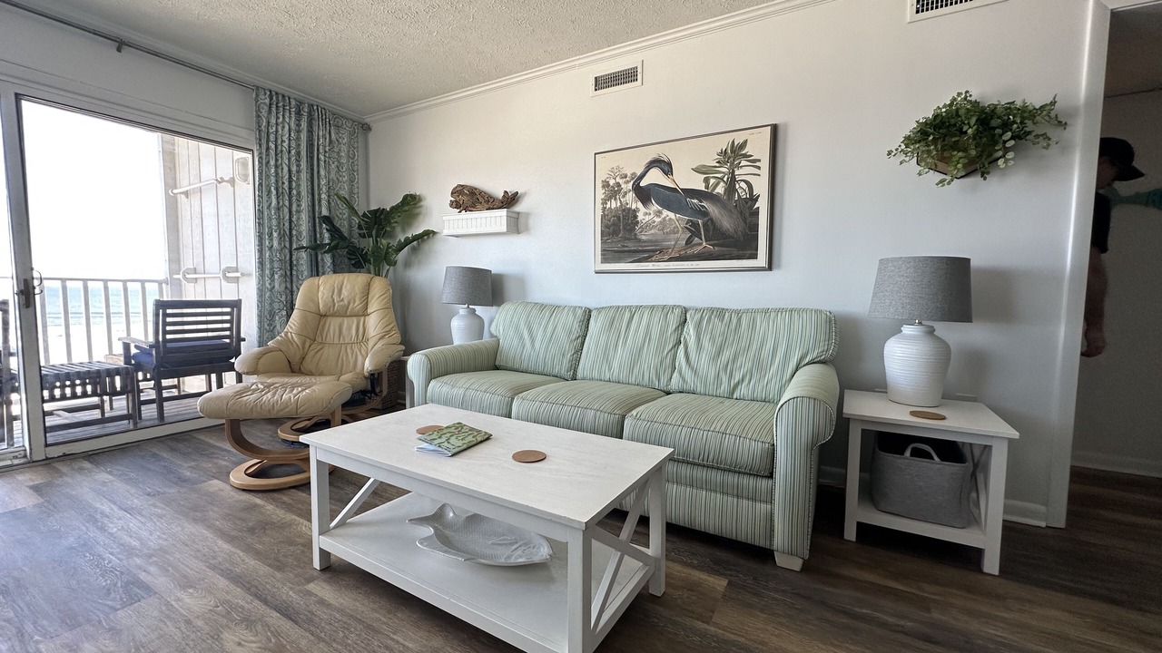 Photo of Livingroom in North Myrtle Beach