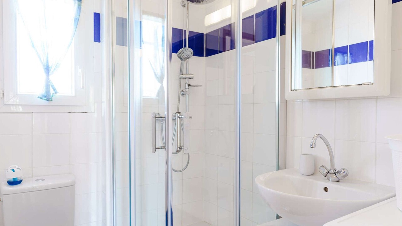 Photo of Bathroom in Gruissan