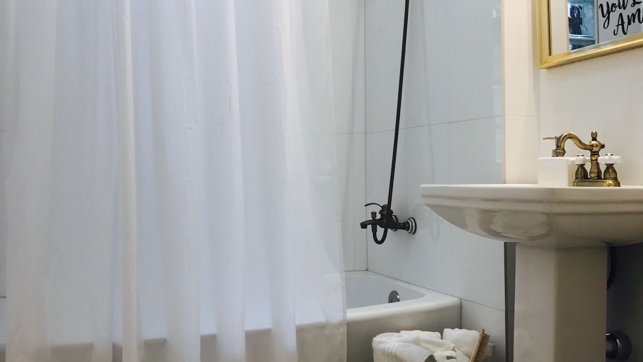 Photo of Bathroom in City Park West
