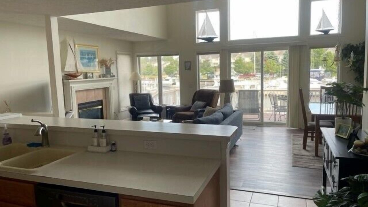 Photo of Livingroom in Manistee