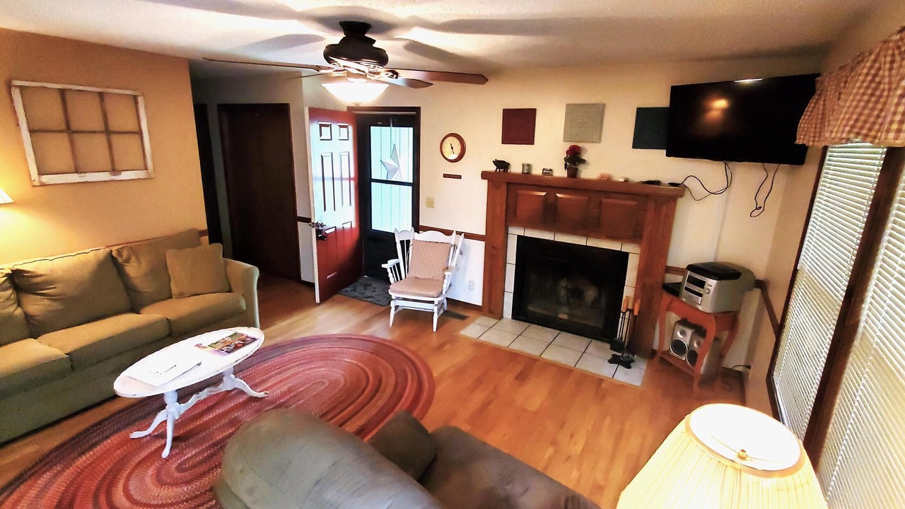 Photo of Livingroom in Holiday Island