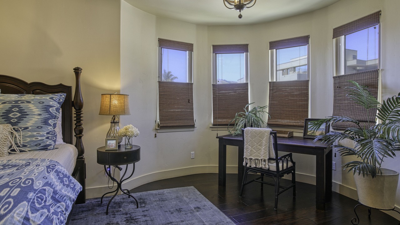 Photo of Bedroom in Downtown