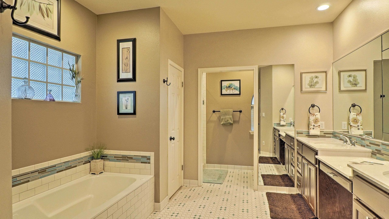 Photo of Bathroom in Brushy Bend Park