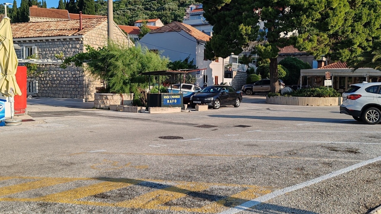 Photo of Others in Zaton