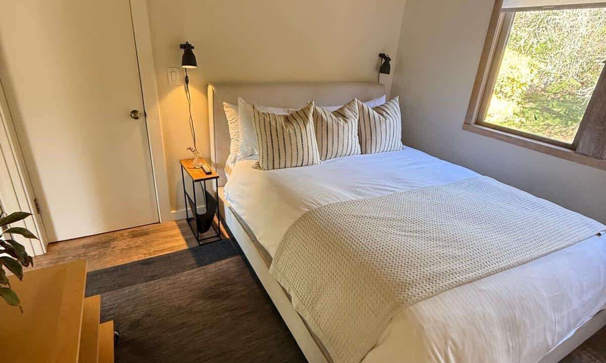 Photo of Bedroom in Stinson Beach