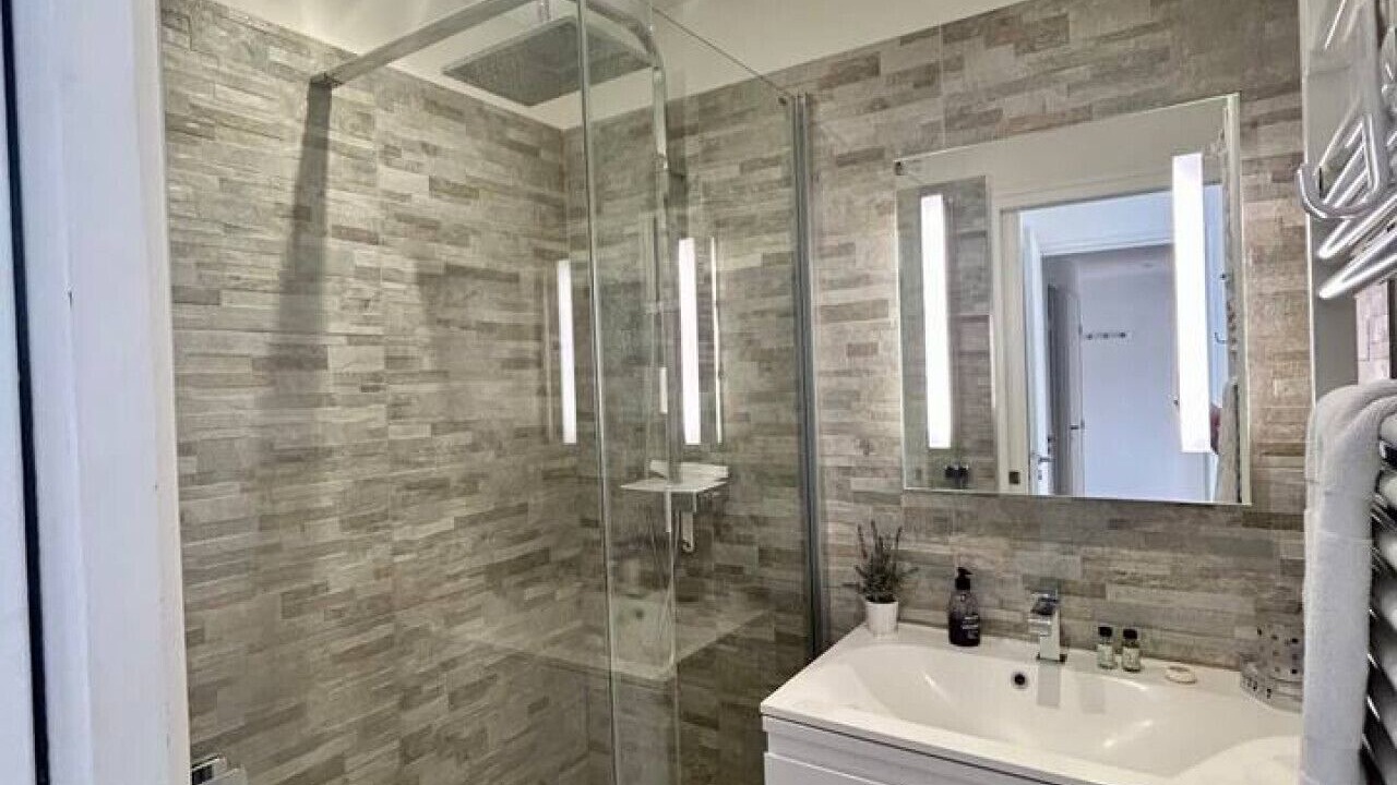 Photo of Bathroom in Cannes