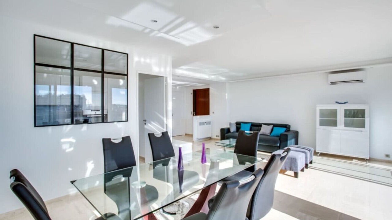 Photo of Others in Cannes