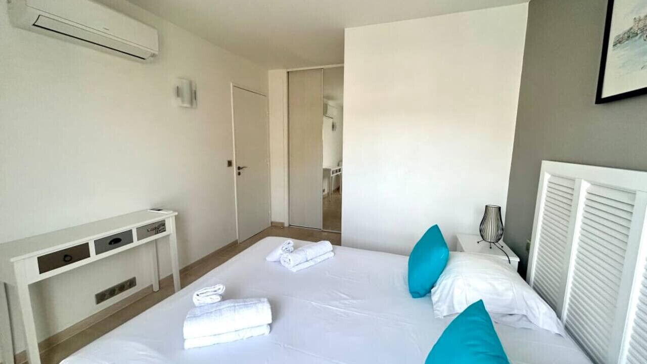 Photo of Bedroom in Cannes