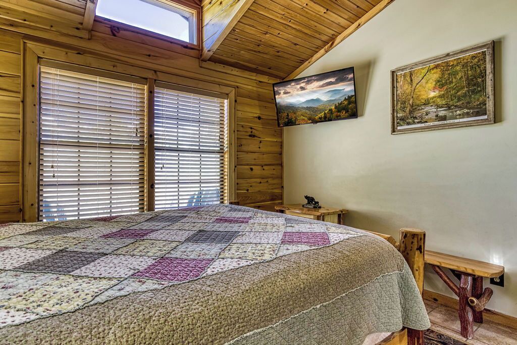 Photo of Bedroom in Gatlinburg