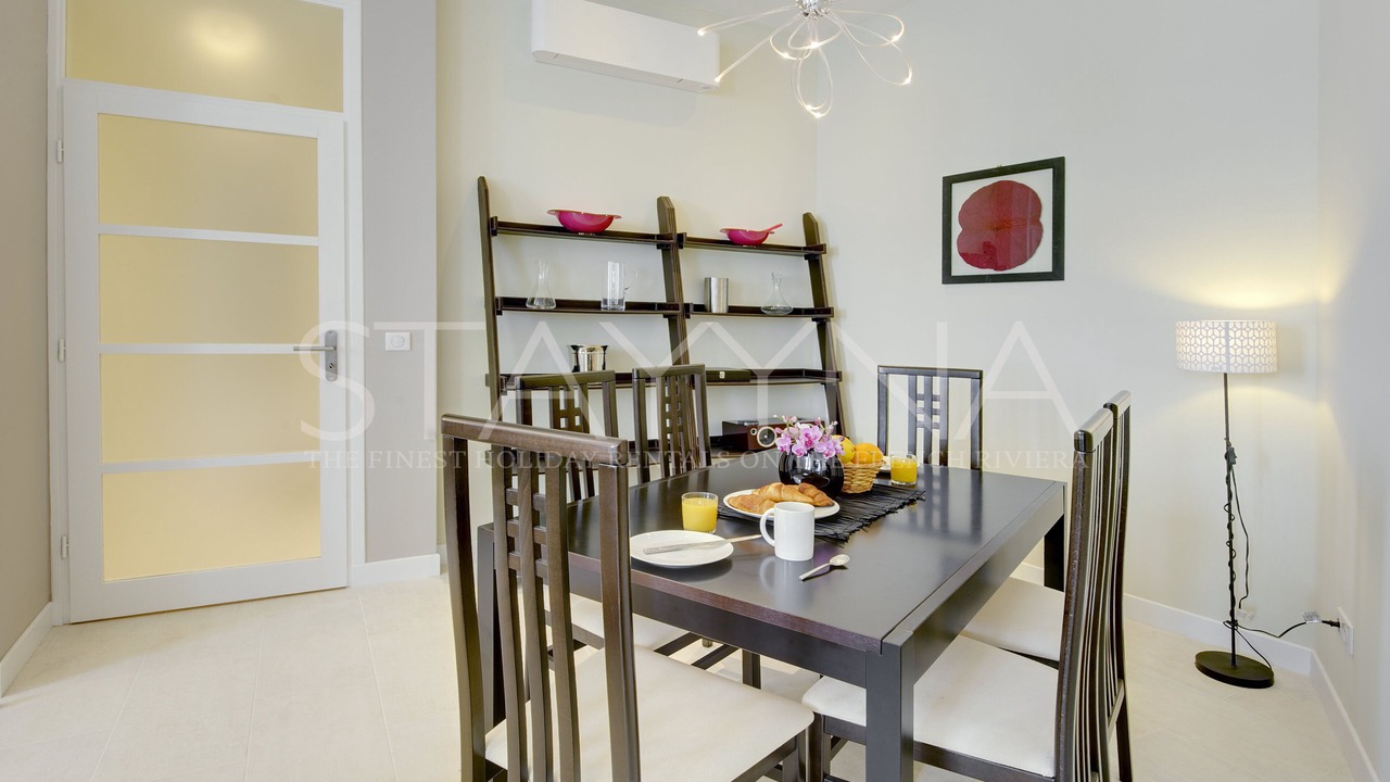 Photo of Others in Carre d'Or