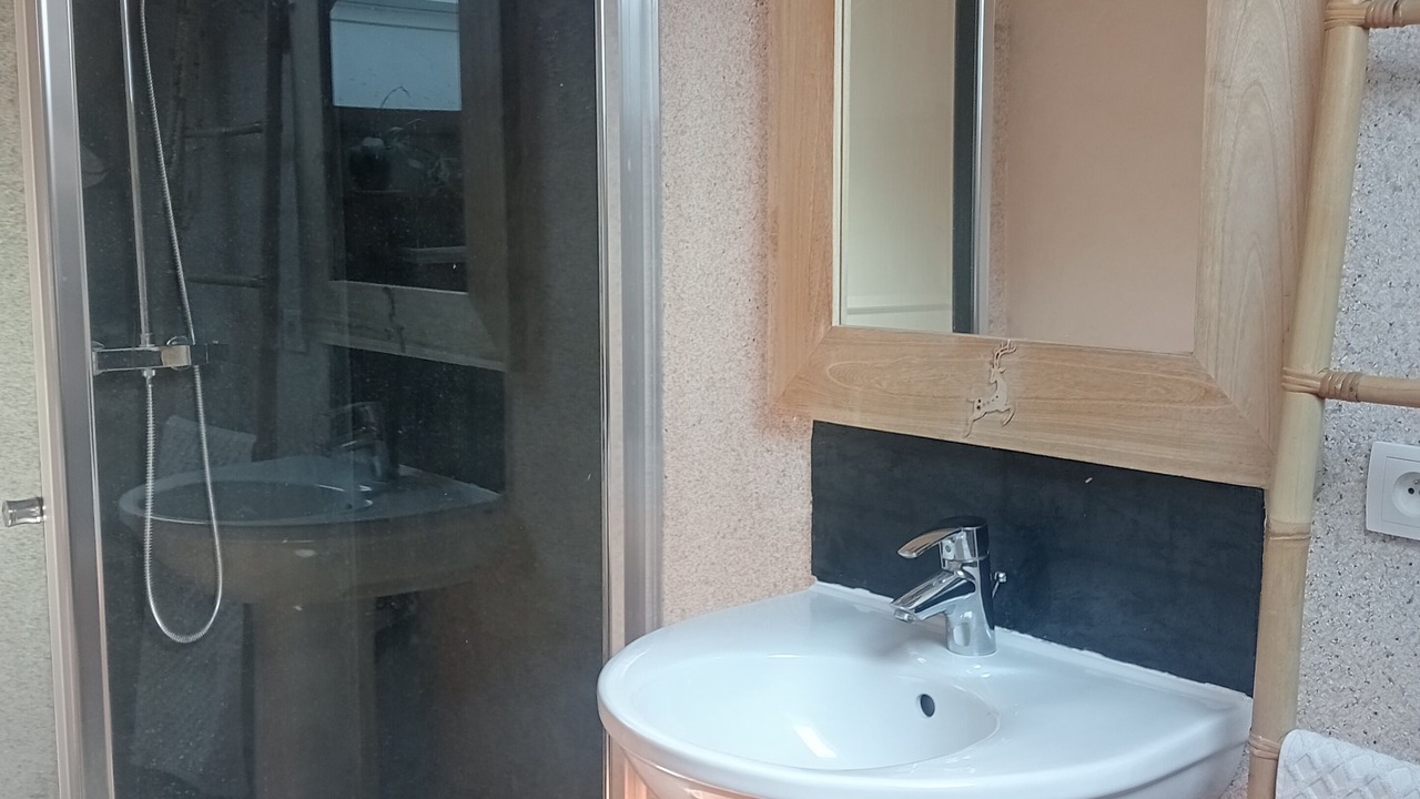 Photo of Bathroom in Talloires-Montmin