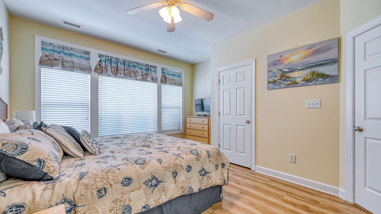 Photo of Bedroom in Surf City