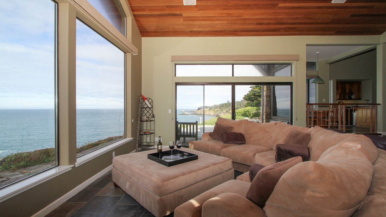 Photo of Bedroom in Timber Cove