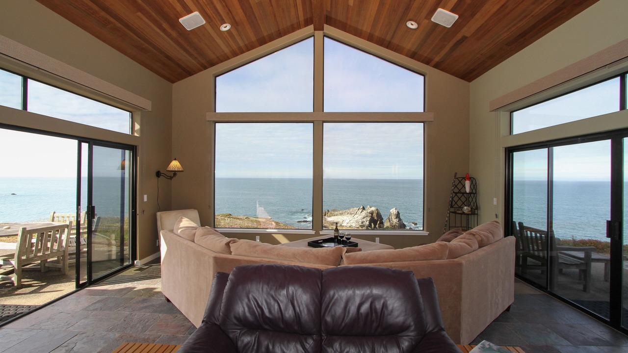 Photo of Bedroom in Timber Cove