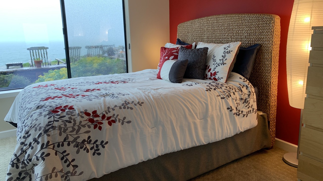 Photo of Bedroom in Timber Cove