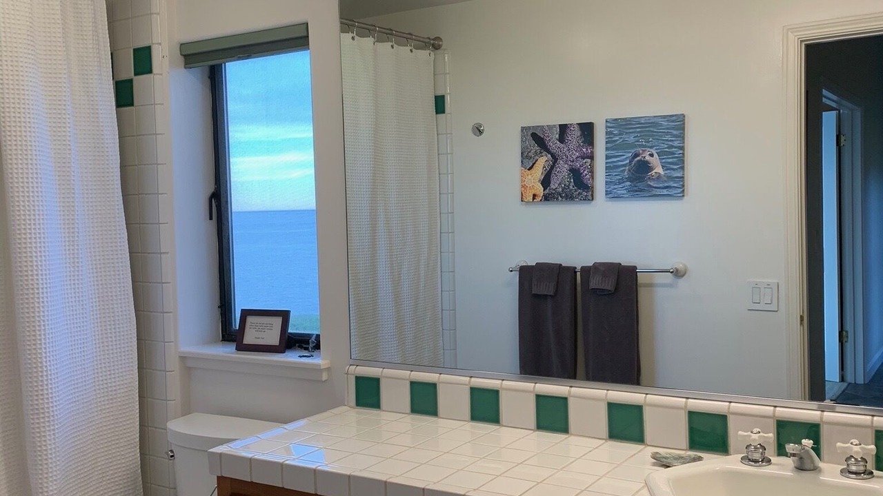 Photo of Bathroom in Timber Cove