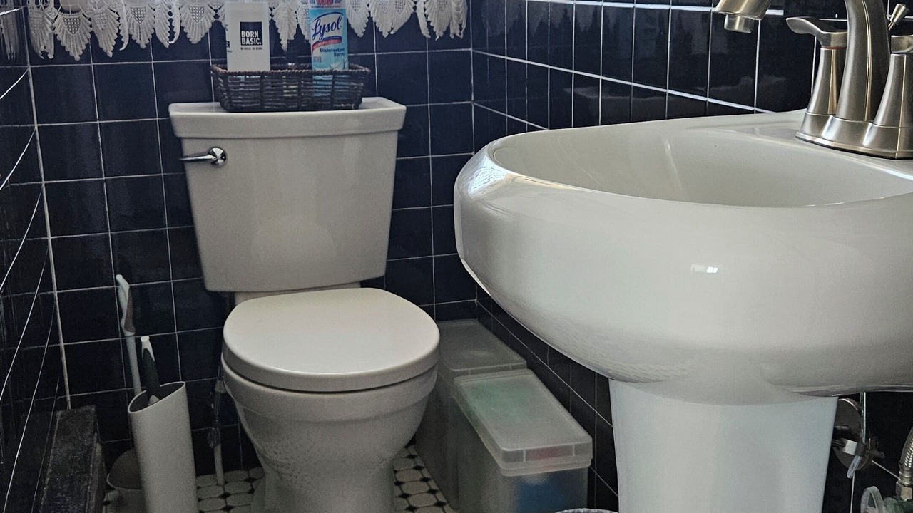 Photo of Bathroom in South Beach Haven