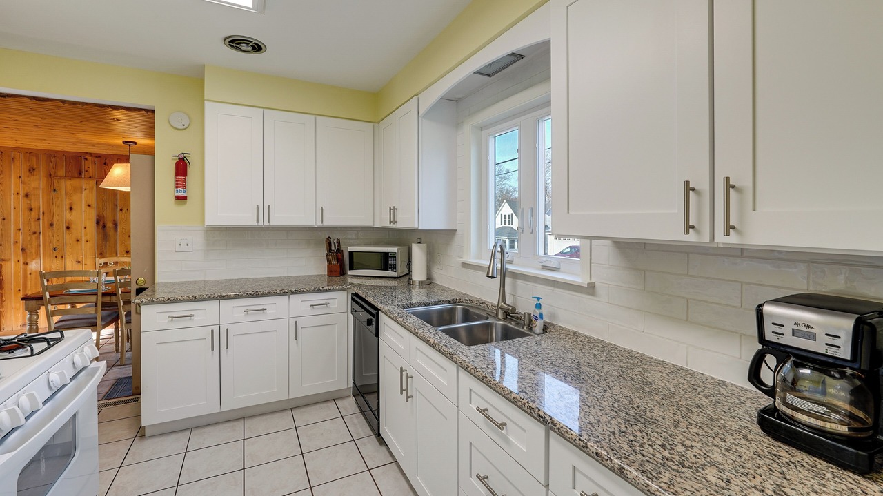 Photo of Kitchen in Williams Bay