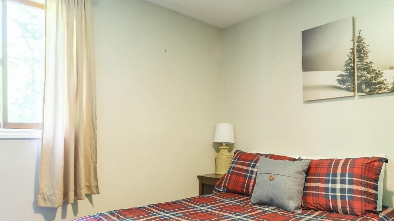 Photo of Bedroom in Hensonville