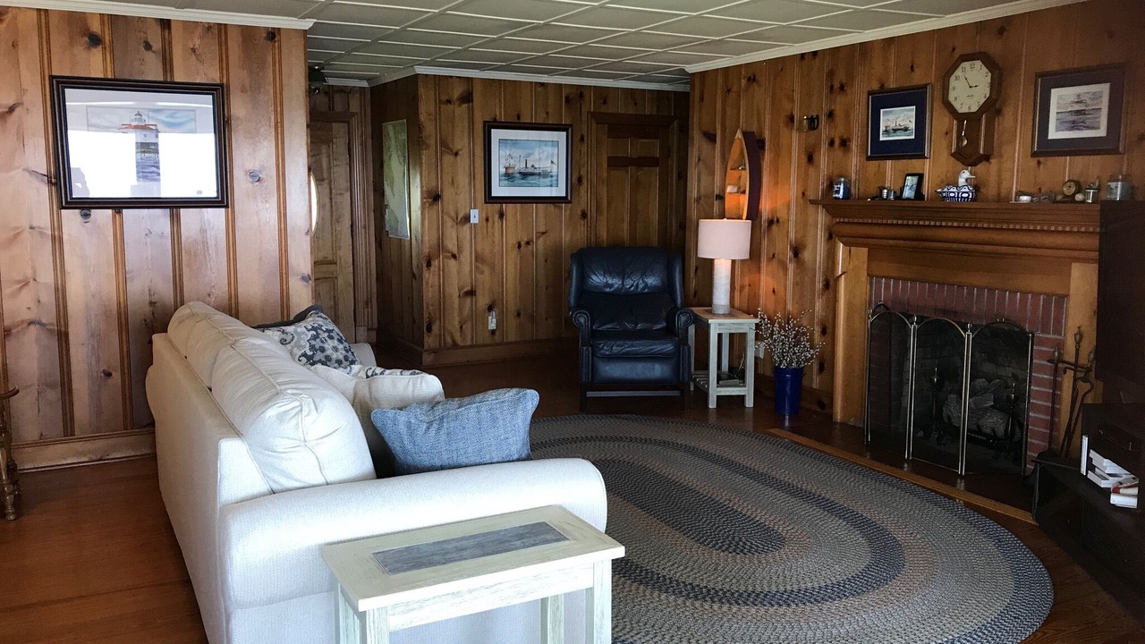 Photo of Bedroom in Lottsburg