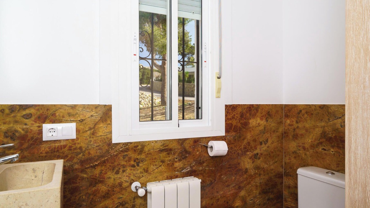 Photo of Bathroom in Arnella