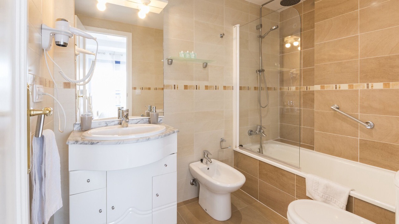 Photo of Bathroom in Playa de Gandia