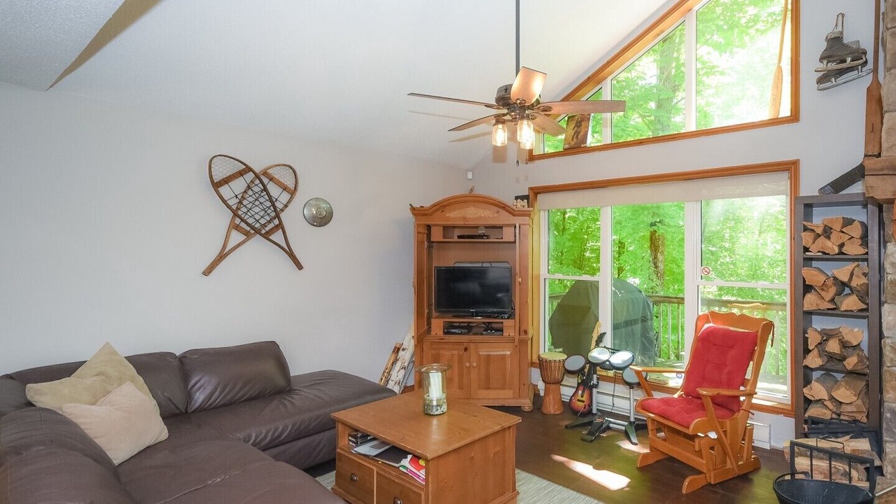 Photo of Livingroom in Northfield