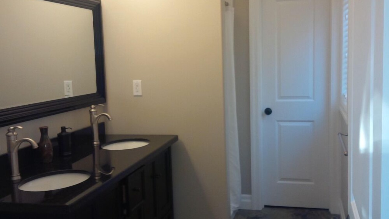 Photo of Bathroom in Miller Lake