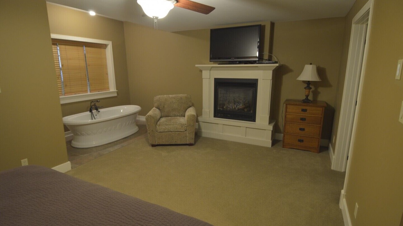 Photo of Livingroom in Rideau Lakes