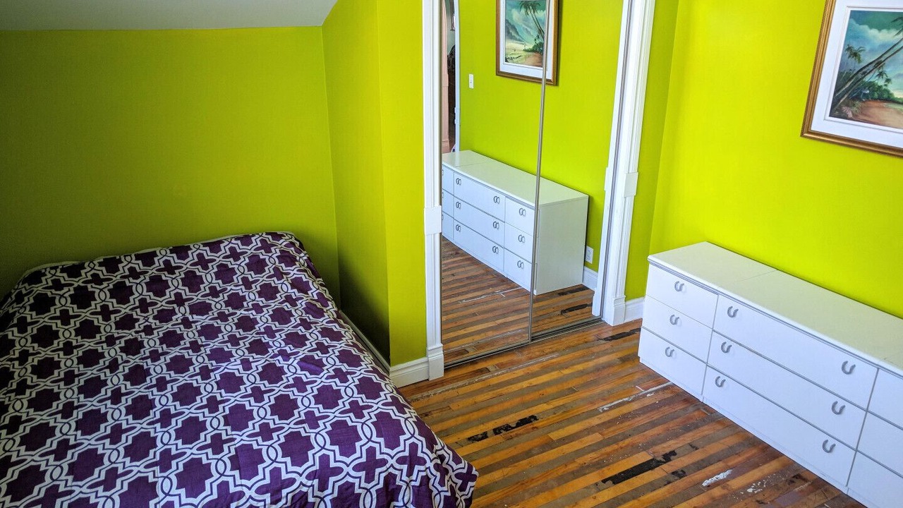 Photo of Bedroom in Mille-Isles