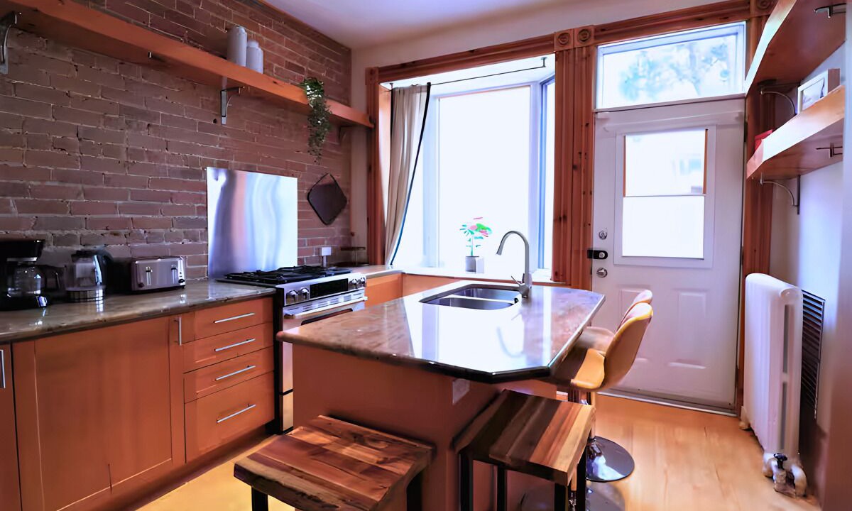 Photo of Kitchen in Quartier des Spectacles