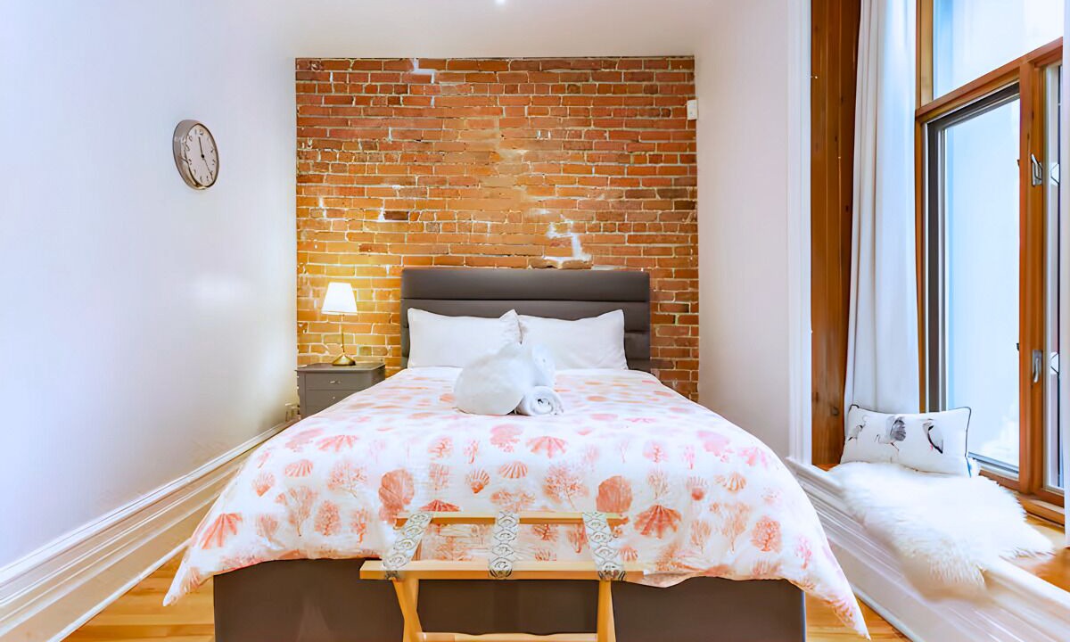 Photo of Bedroom in Quartier des Spectacles