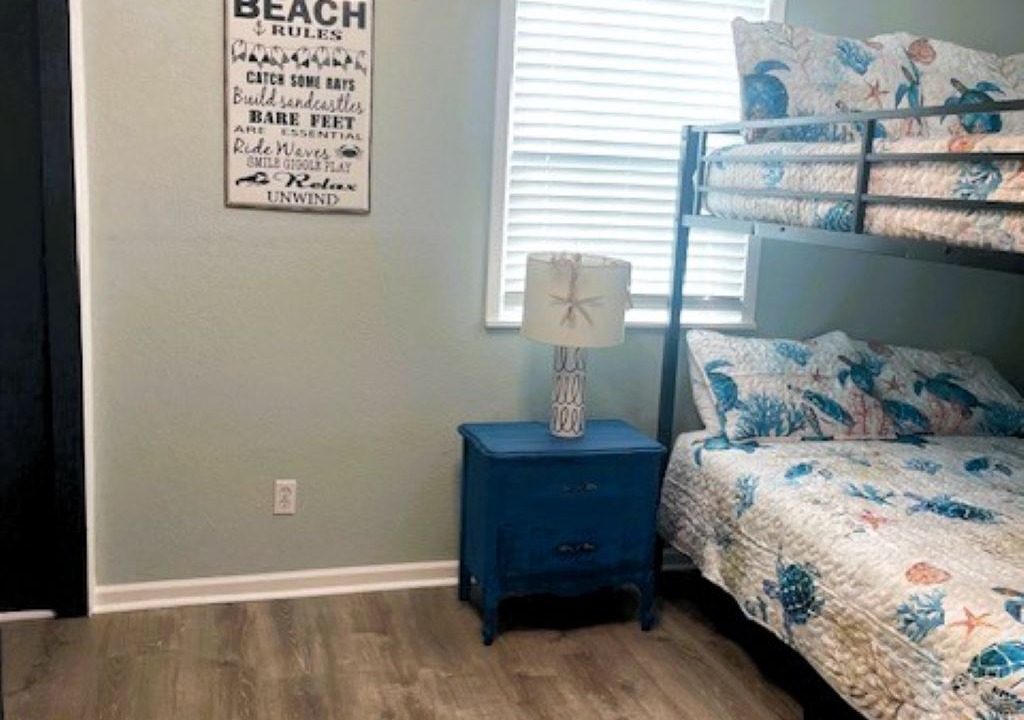 Photo of Bedroom in Bermuda Beach